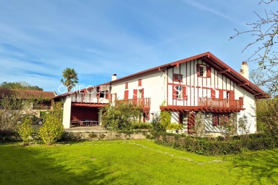 Maison à vendre à SOURAIDE  - 14 pièces - 1350 m² 