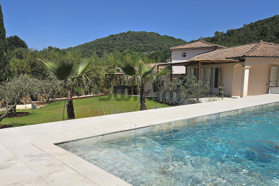 Maison à vendre à ST-MARTIN-DE-VALGALGUES  - 7 pièces - 150 m² 