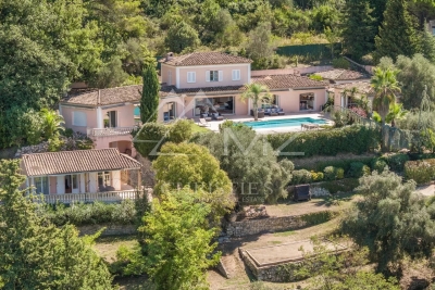 Maison &agrave; vendre &agrave; MOUANS-SARTOUX  - 6 pi&egrave;ces - 400 m&sup2; 