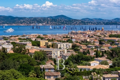 Maison &agrave; vendre &agrave; St-Tropez  - 12 pi&egrave;ces 505 m&sup2; 