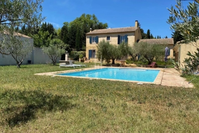Maison à vendre à MAUSSANE-LES-ALPILLES Mathurin-Timone - 7 pièces - 224 m² 