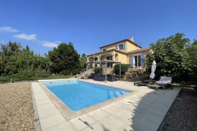 Maison à vendre à MAUSSANE-LES-ALPILLES Font Blanche-Repos - 4 pièces - 123 m² 