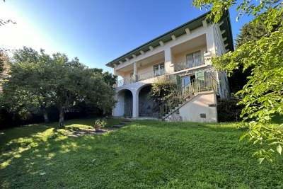 Maison à vendre à HENDAYE  - 8 pièces - 305 m² 