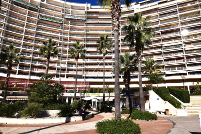 Commerce &agrave; vendre &agrave; MANDELIEU-LA-NAPOULE Centre  - 63 m&sup2; 