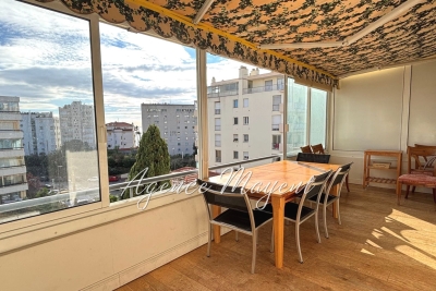 Appartement &agrave; vendre &agrave; CANNES  - 3 pi&egrave;ces - 63 m&sup2; 