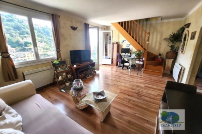 Appartement à vendre à MENTON Vieille Ville - 3 pièces - 71 m² 