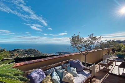 House for sale in LA TURBIE Ouest - 5 rooms - 145 m² 