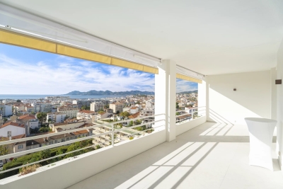 Appartement à vendre terrasse vue magnifique antibes 