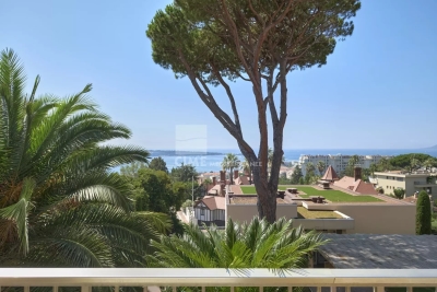 Apartment for sale in CANNES  - 5 rooms  