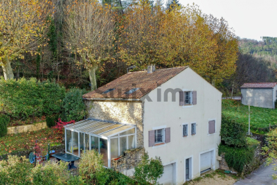 Maison à vendre à CHAMBORIGAUD  - 5 pièces - 140 m² 