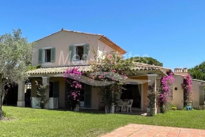 Maison &agrave; vendre &agrave; ST-TROPEZ  - 7 pi&egrave;ces - 205 m&sup2; 