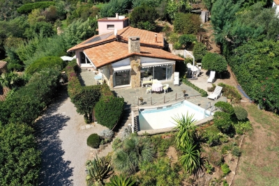 Maison à vendre à CANNES Cremat-Bellet - 8 pièces - 182 m² 