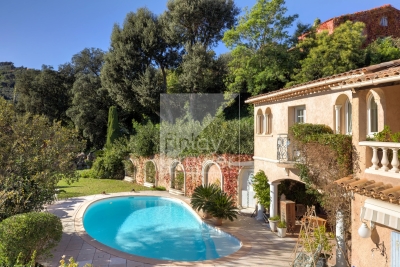 Maison &agrave; vendre &agrave; AURIBEAU-SUR-SIAGNE  - 6 pi&egrave;ces - 284 m&sup2; 