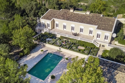 Maison &agrave; vendre &agrave; CALLAS  - 10 pi&egrave;ces - 457 m&sup2; 