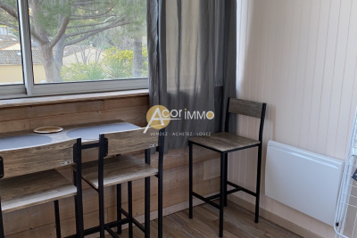 Appartement à louer à SANARY-SUR-MER Pin Rolland-Maregau - 1 pièces - 17 m² 