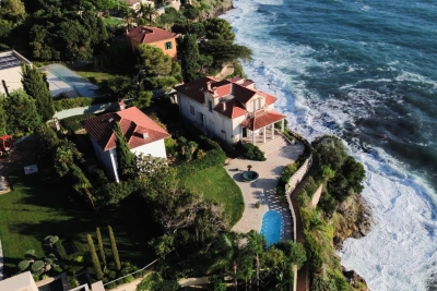 Maison à vendre à CAP-D'AIL  - 12 pièces - 400 m² 