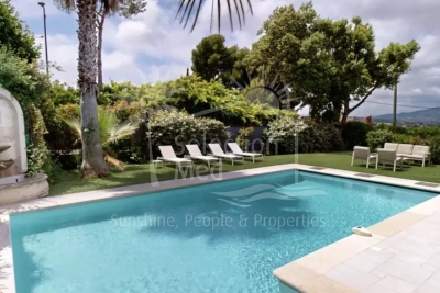 Maison &agrave; vendre &agrave; CANNES  - 7 pi&egrave;ces - 200 m&sup2; 