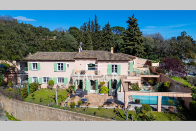 Maison &agrave; vendre &agrave; GRIMAUD  - 12 pi&egrave;ces - 350 m&sup2; 