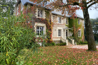 Maison à vendre à NANTES  - 12 pièces - 358 m² 