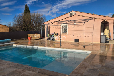 Maison à vendre piscine jardin vue mer climatisation 