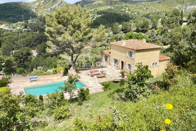 Maison &agrave; vendre &agrave; MARSEILLE 11EME Vaufreges-Leon Lachamp - 6 pi&egrave;ces - 350 m&sup2; 