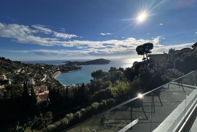 Maison à vendre à VILLEFRANCHE-SUR-MER  - 7 pièces - 360 m² 