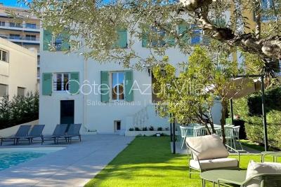 House to rent in CANNES Centre - 8 rooms - 237 m² 