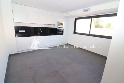 Apartment for sale in CANET PLAGE  - 3 rooms - 74 m² 