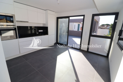 Apartment for sale in CANET PLAGE  - 3 rooms - 74 m² 