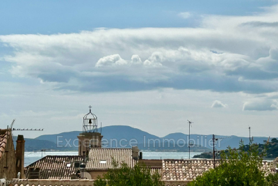 Apartment for sale in STE-MAXIME Les Pesquiers - 3 rooms - 103 m² 