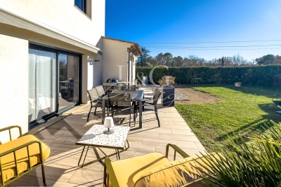 House for sale in CALLIAN  - 5 rooms - 110 m² 