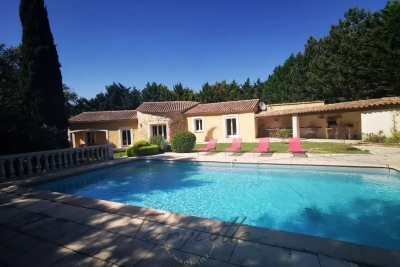 Maison &agrave; vendre &agrave; ALLAN  - 6 pi&egrave;ces - 220 m&sup2; 