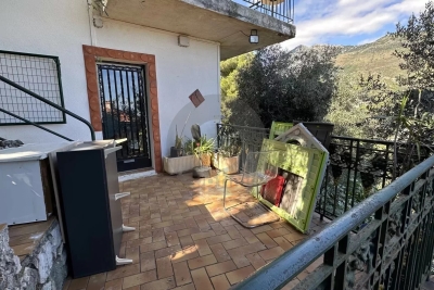 Appartement à vendre à MENTON Parc Chambrun - 5 pièces - 138 m² 