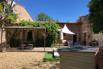 House for sale in GORDES  - 3 rooms - 80 m² 