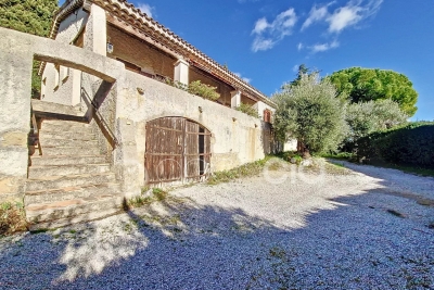House for sale in TOURRETTES-SUR-LOUP  - 3 rooms - 94 m² 