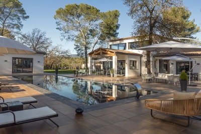 House for sale in FAYENCE Fayence - 10 rooms - 543 m² 