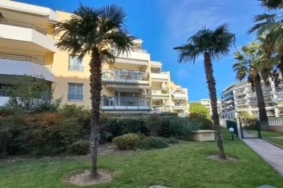 Appartement &agrave; vendre &agrave; CAGNES-SUR-MER  - 2 pi&egrave;ces - 52 m&sup2; 