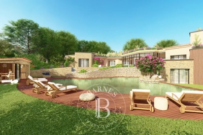 Maison &agrave; vendre &agrave; MOUGINS  - 16 pi&egrave;ces - 935 m&sup2; 