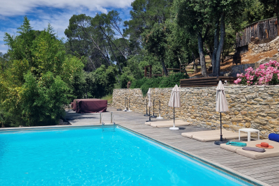 Maison &agrave; vendre &agrave; LORGUES  - 10 pi&egrave;ces - 236 m&sup2; 
