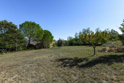 terrain à vendre à UZÈS   - 563 m² 