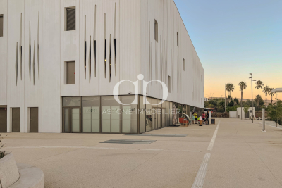 Commerce à vendre à LA CIOTAT Vaufreges-Leon Lachamp  - 292 m² 