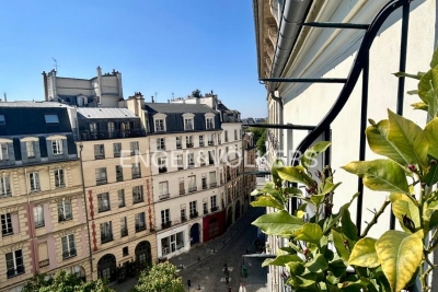 Appartement à vendre à PARIS 1ER Seine et Berges 2 - 5 pièces - 83 m² 