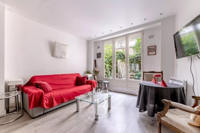 Apartment for sale in PARIS 8EME Les Archives 1 - 2 rooms - 43 m² 