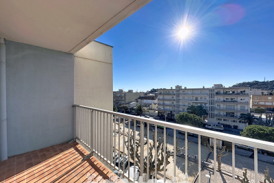 Appartement &agrave; vendre &agrave; CAVALAIRE-SUR-MER  - 3 pi&egrave;ces - 64 m&sup2; 