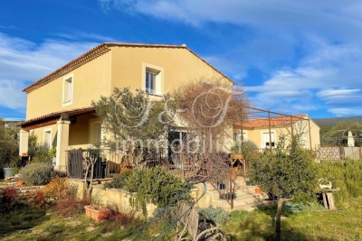 Maison à vendre à VILLARS Centre Ville  - 260 m² 