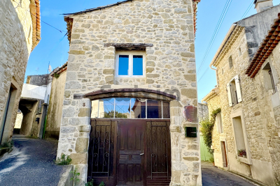 Maison à vendre à COLLORGUES  - 3 pièces - 104 m² 
