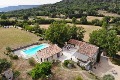 Maison à vendre à FORCALQUIER Esparron-de-Verdon - 7 pièces - 250 m² 