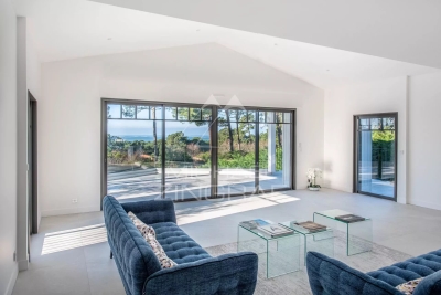 House for sale in PYLA-SUR-MER  - 7 rooms - 238 m&sup2; 