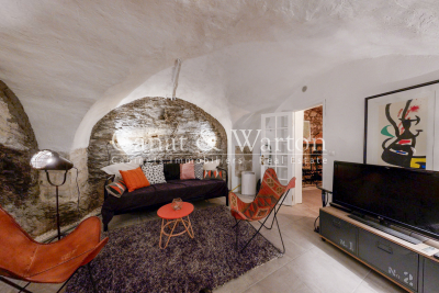 House for sale in HYÈRES  - 5 rooms - 120 m² 