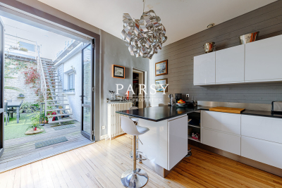 Maison à vendre à BORDEAUX Villa Primerose Parc Bor.-Cauderan 5 - 7 pièces - 200 m² 